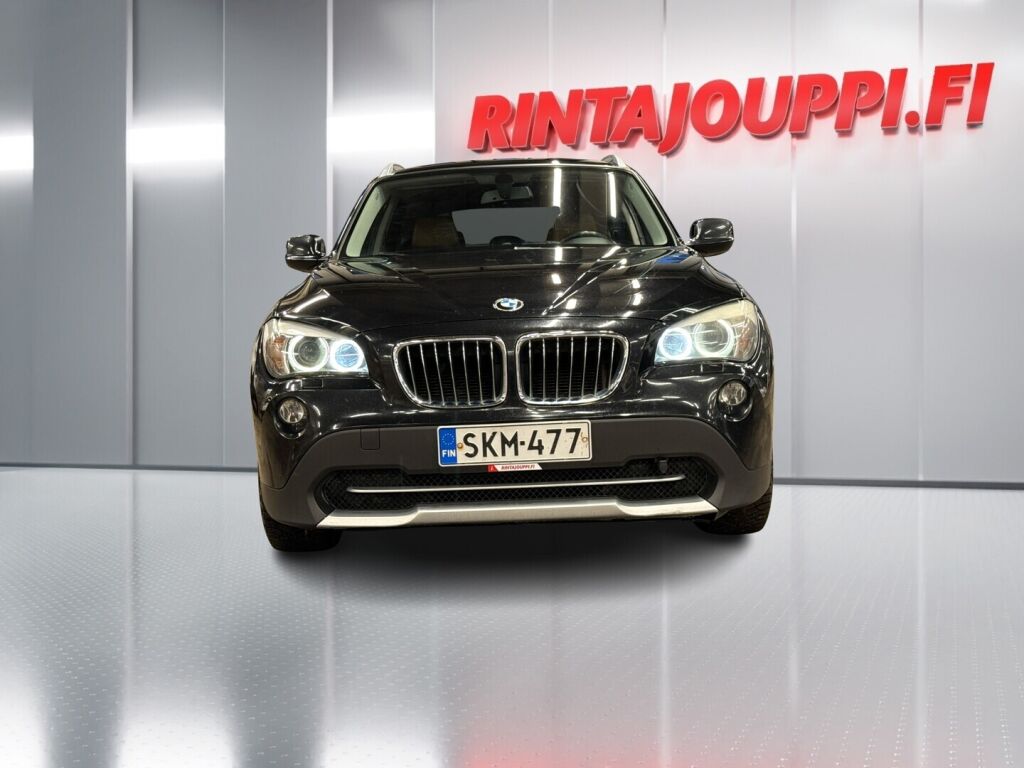 BMW X1 2010 Musta