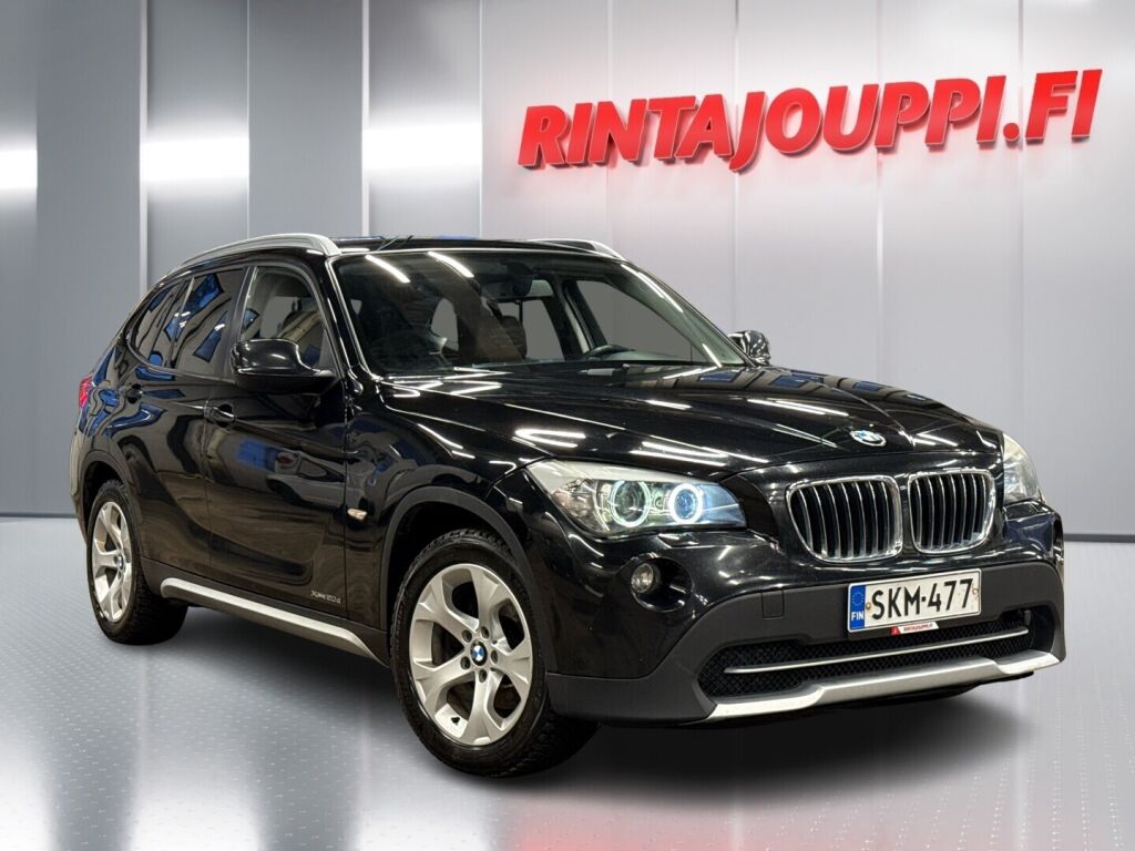 BMW X1 2010 Musta
