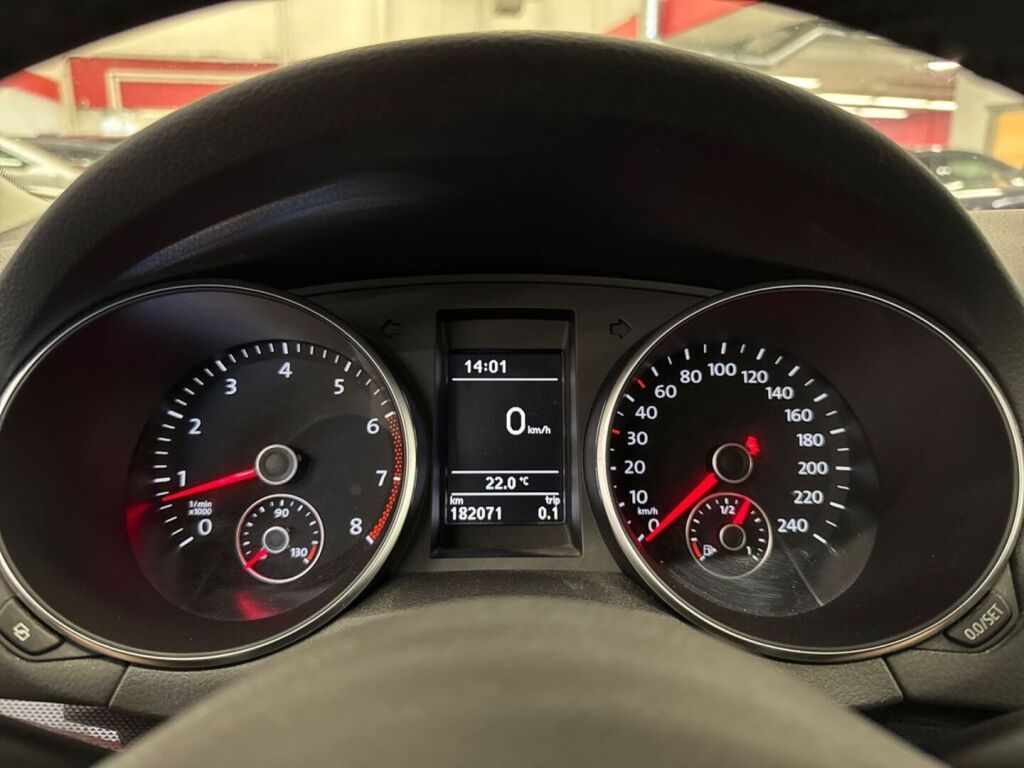Volkswagen Golf 2010 Harmaa