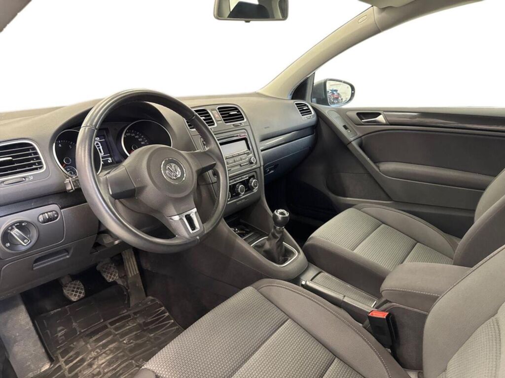 Volkswagen Golf 2010 Harmaa