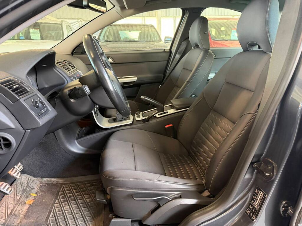 Volvo S40 2012 Harmaa