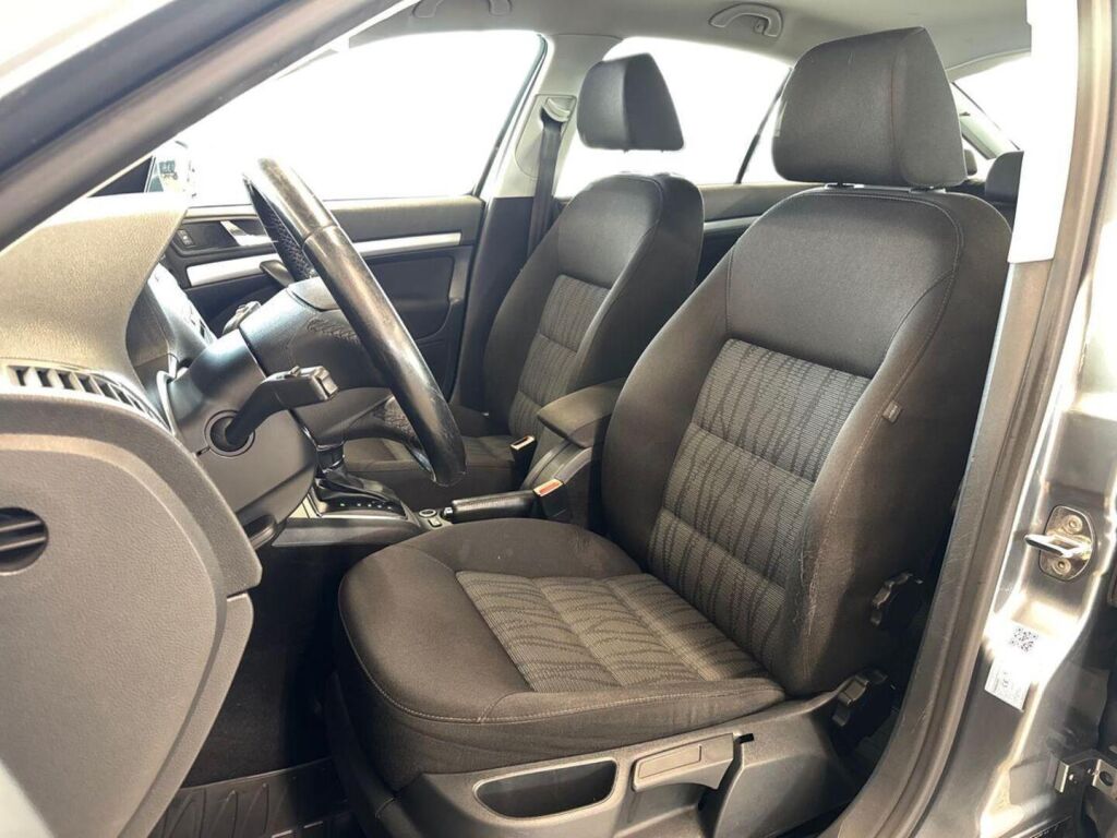 Skoda Octavia 2012 Hopea