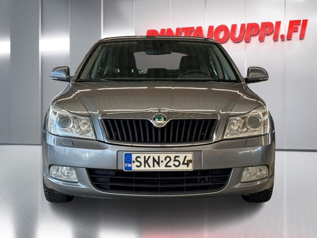 Skoda Octavia 2012 Hopea