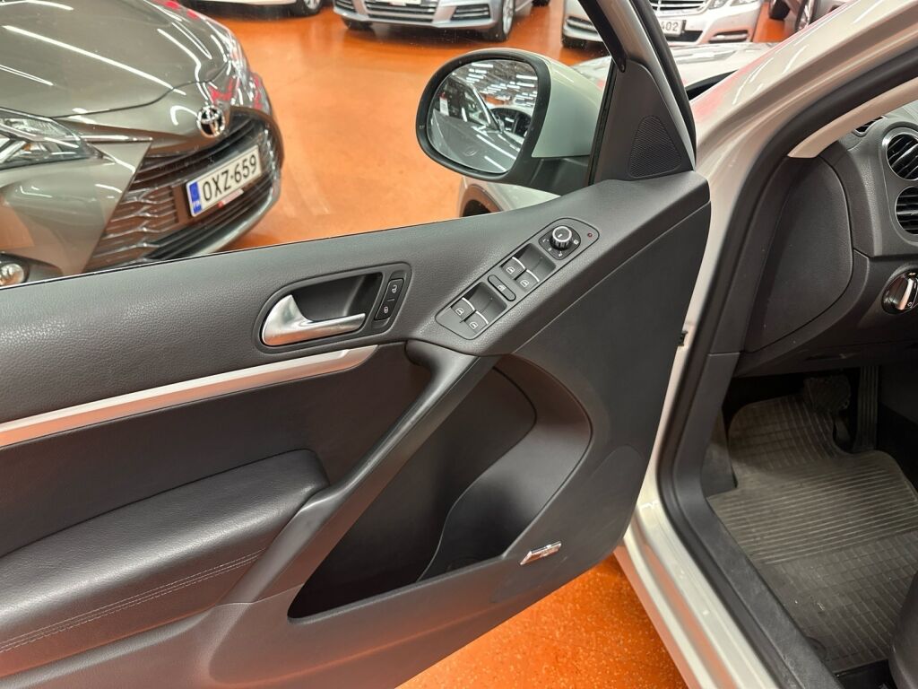 Volkswagen Tiguan 2012 Hopea