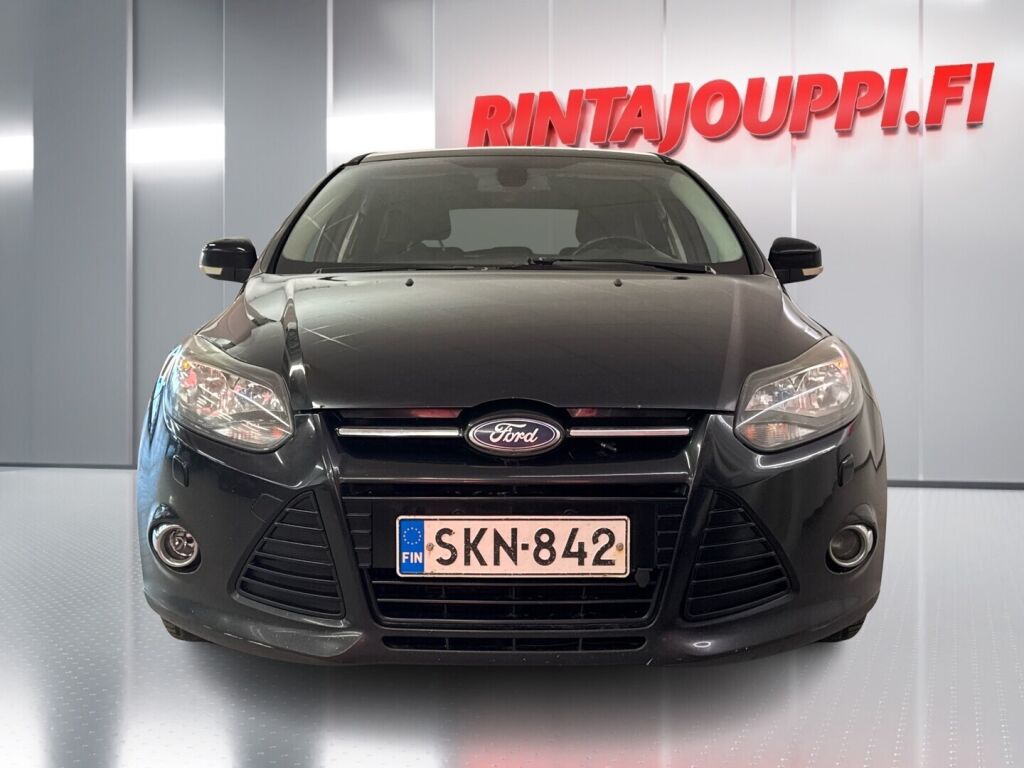 Ford Focus 2012 Musta