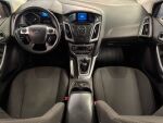 Ford Focus 2012 Musta