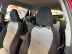 Toyota Yaris 2012 Punainen