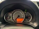 Toyota Yaris 2012 Punainen