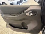 Nissan Navara 2012 Harmaa