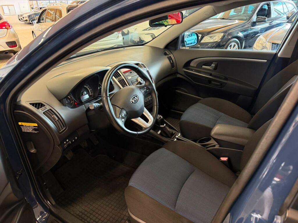 Kia Ceed 2012 Sininen