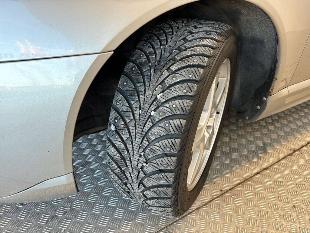 Volvo V70 2012 Ruskea (beige)