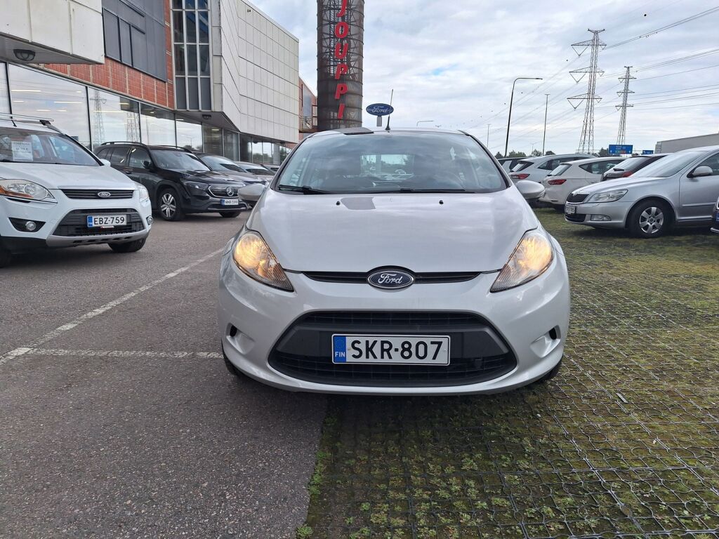 Ford Fiesta 2012 Harmaa