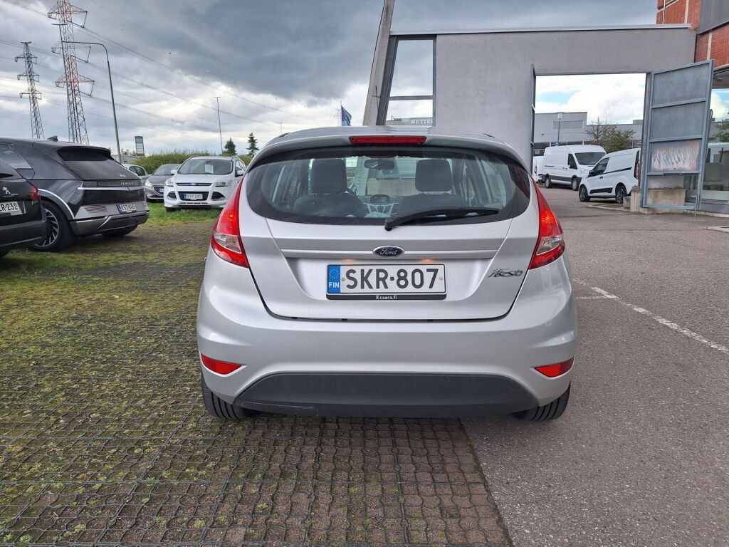 Ford Fiesta 2012 Harmaa