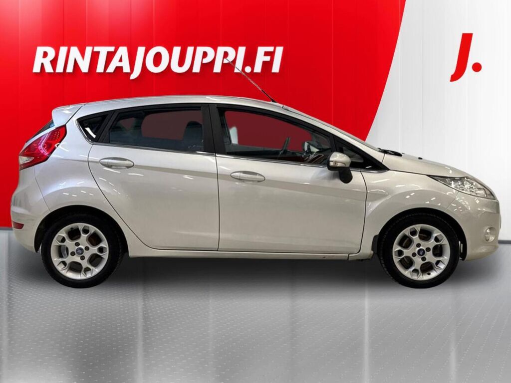 Ford Fiesta 2012 Harmaa