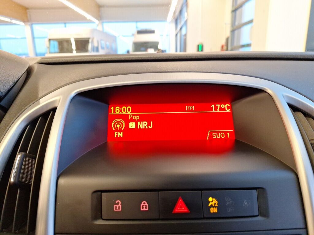 Opel Astra 2014 Valkoinen