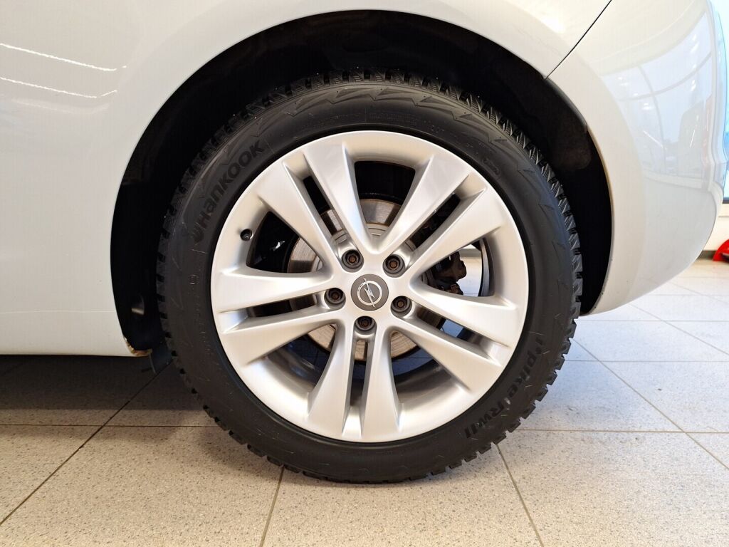 Opel Astra 2014 Valkoinen