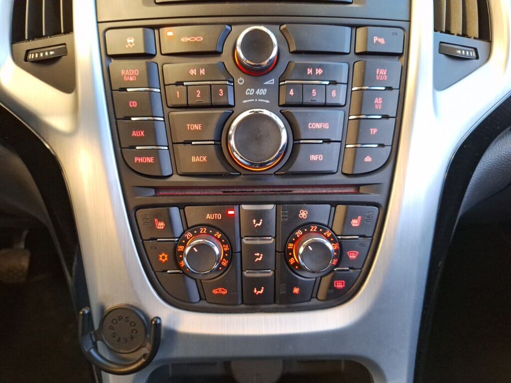 Opel Astra 2014 Valkoinen