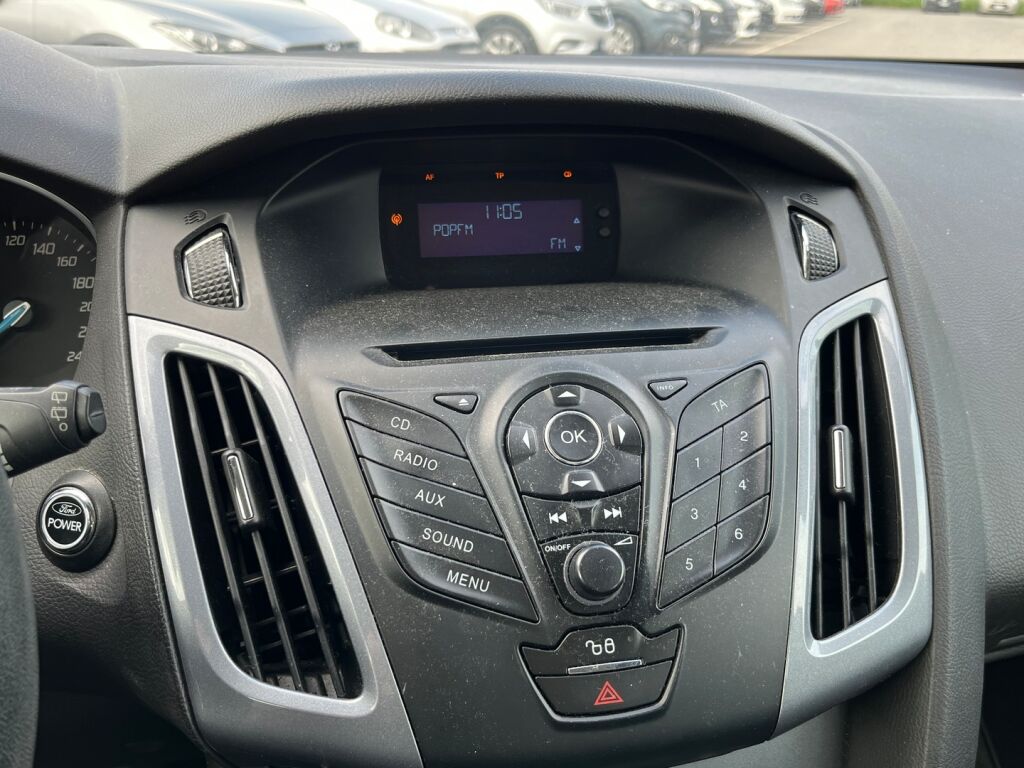 Ford Focus 2012 Harmaa