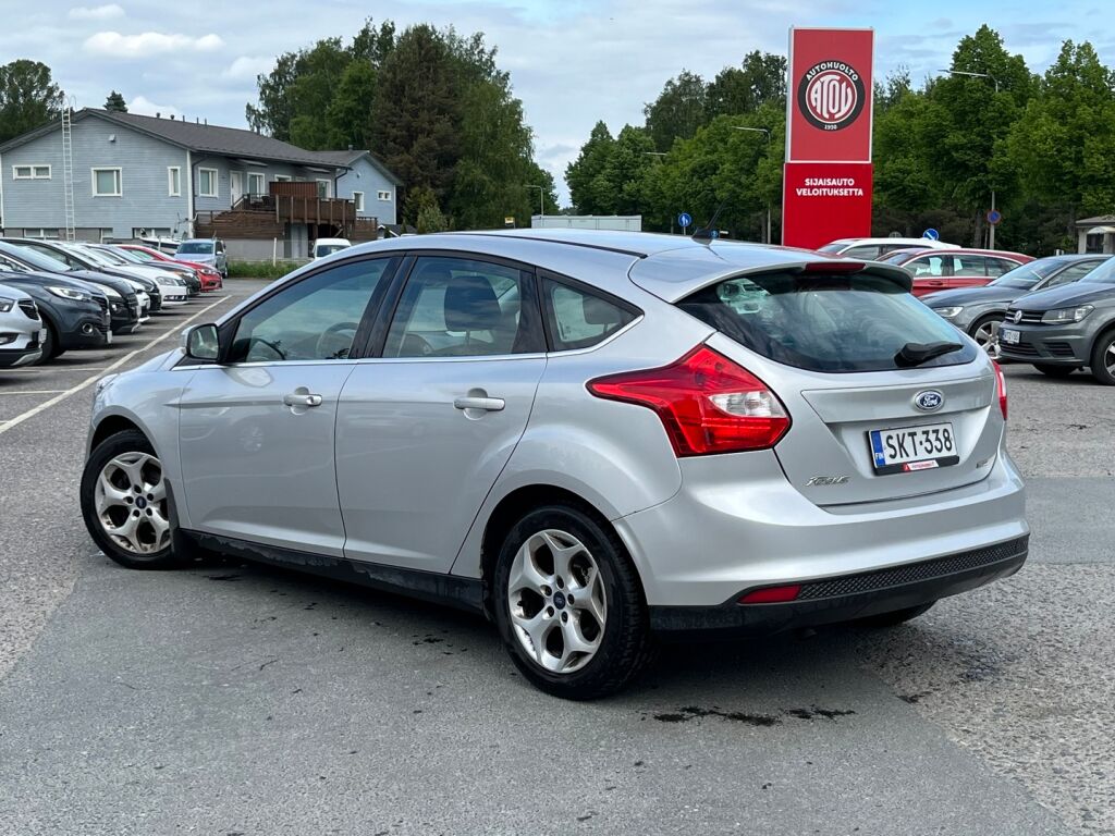 Ford Focus 2012 Harmaa