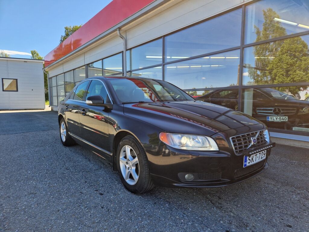 Volvo S80 2007 Musta