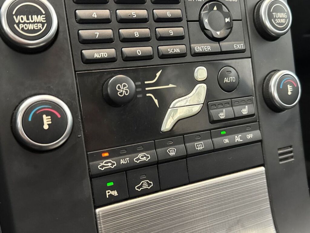 Volvo S80 2007 Musta