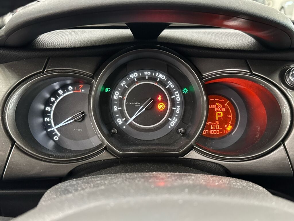 Citroen C3 2013 Punainen