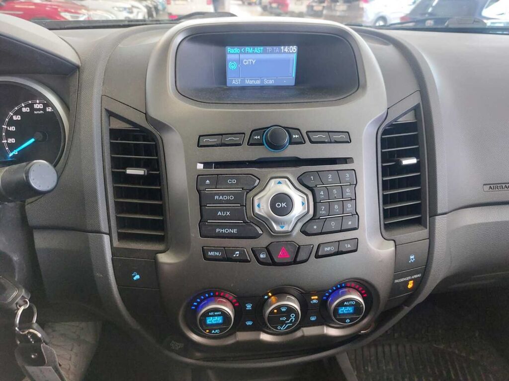 Ford Ranger 2013 Sininen