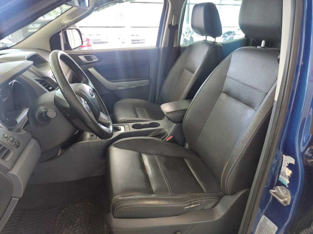 Ford Ranger 2013 Sininen