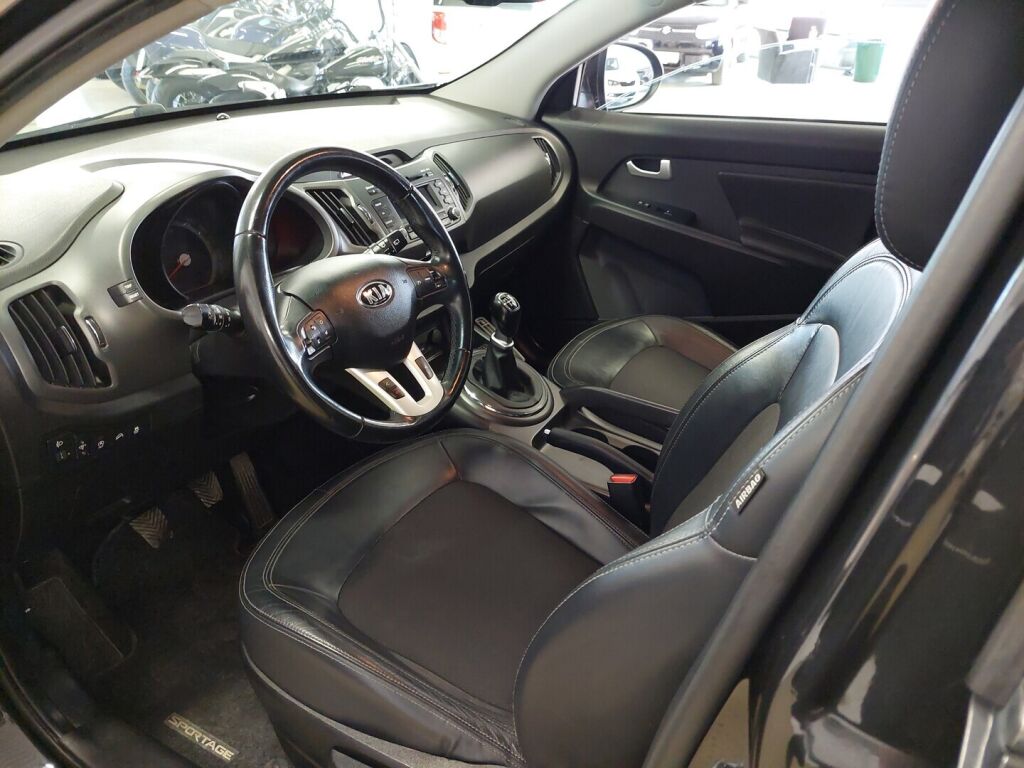 Kia Sportage 2012 Musta