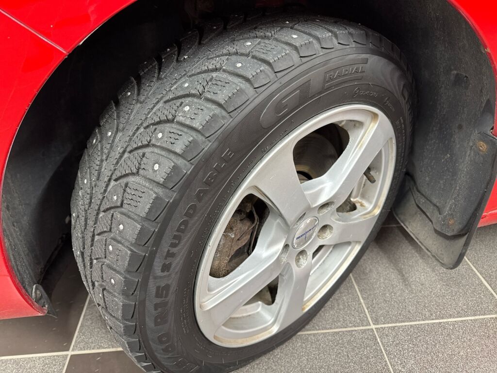 Seat Toledo 2013 Punainen