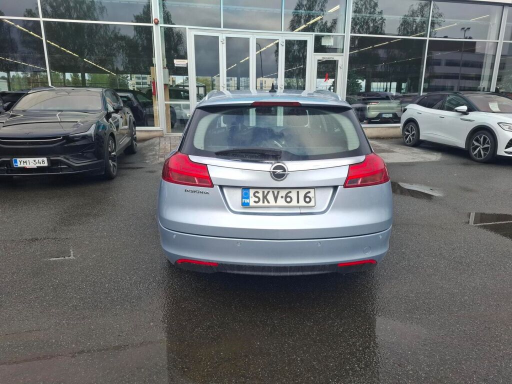 Opel Insignia 2013 Hopea