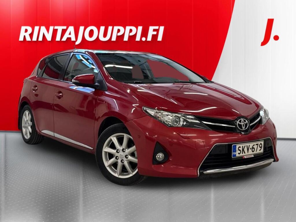 Toyota Auris 2013 Punainen