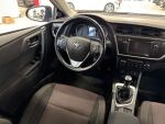 Toyota Auris 2013 Punainen