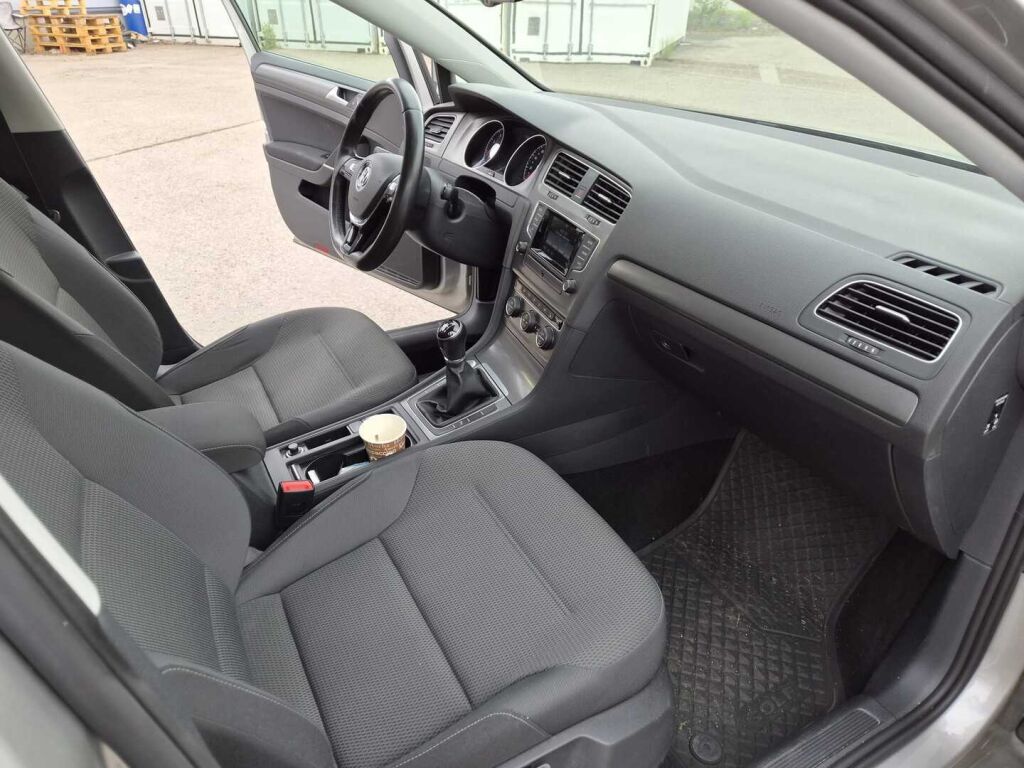 Volkswagen Golf 2013 Harmaa