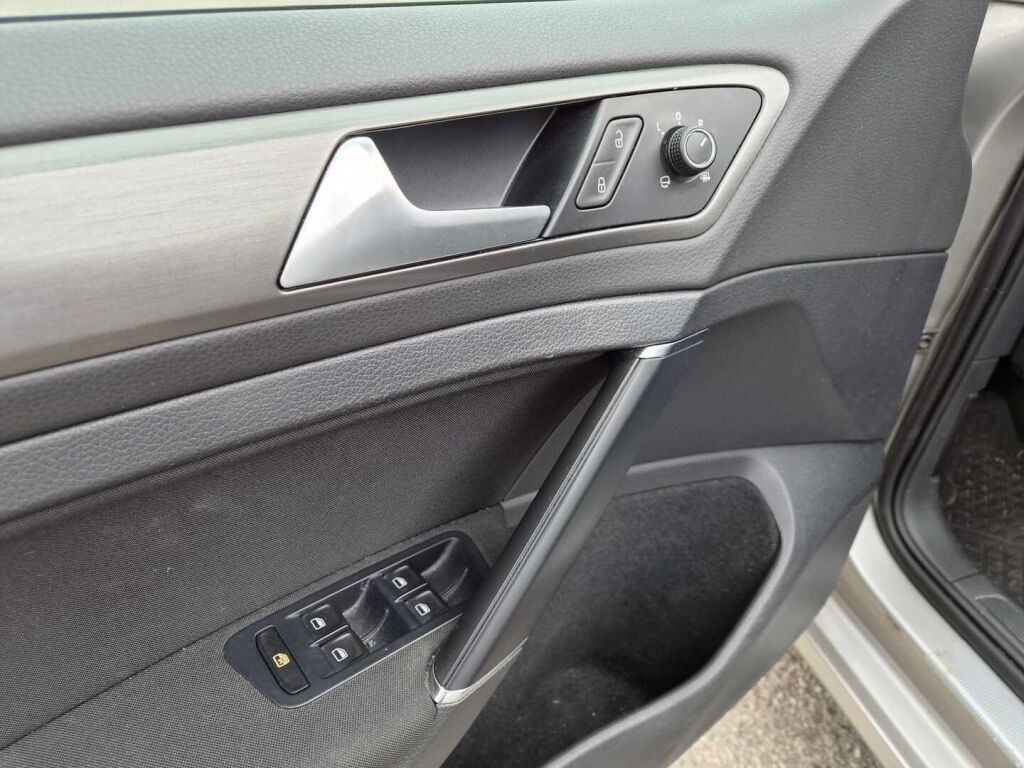 Volkswagen Golf 2013 Harmaa