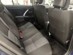 Toyota Avensis 2013 Sininen