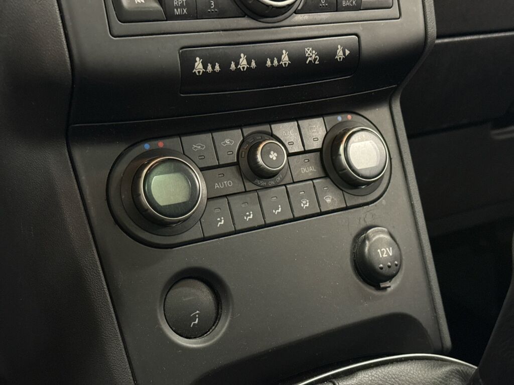 Nissan Qashqai+2 2009 Valkoinen