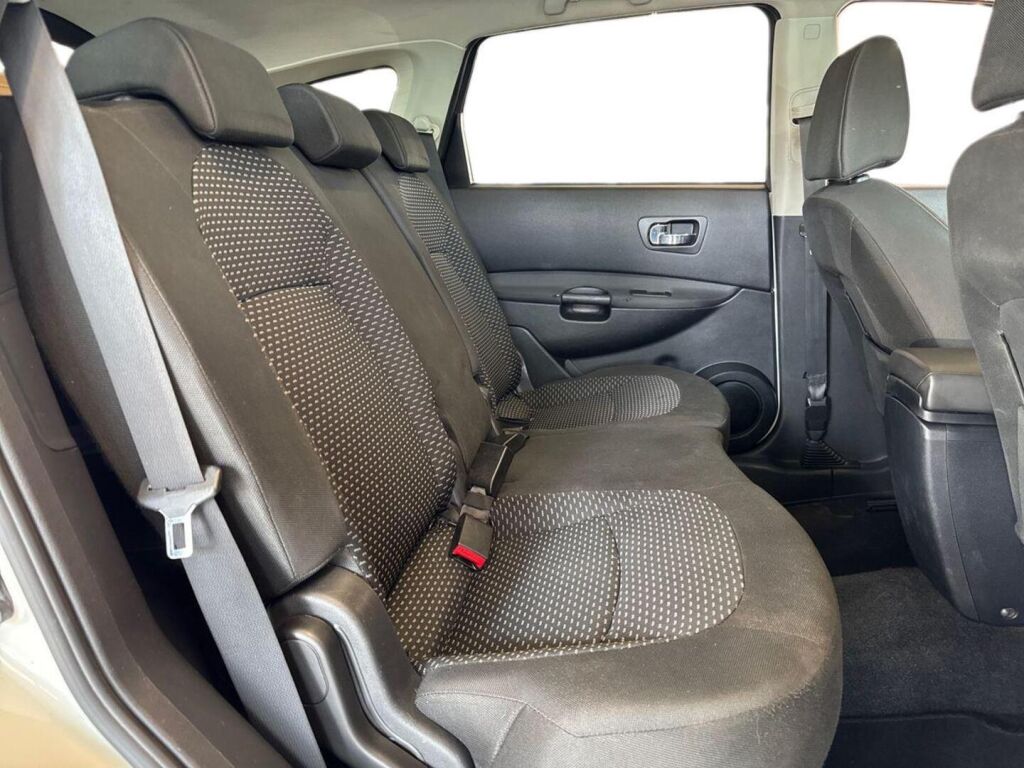 Nissan Qashqai+2 2009 Valkoinen