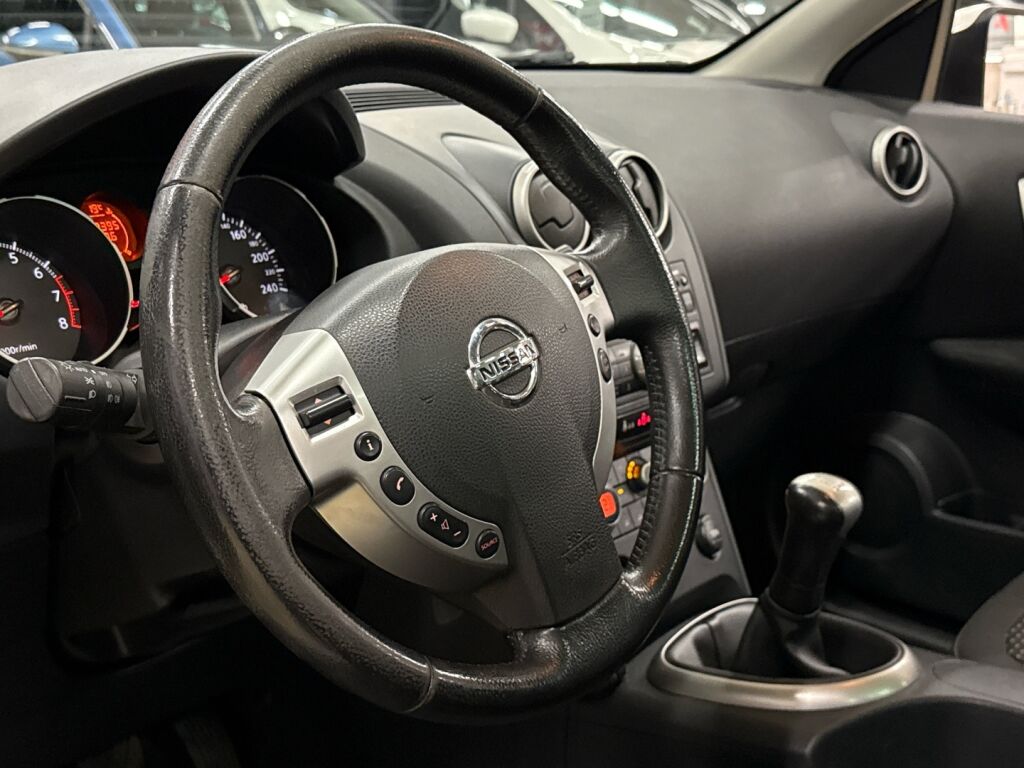 Nissan Qashqai+2 2009 Valkoinen