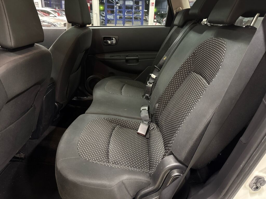 Nissan Qashqai+2 2009 Valkoinen