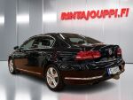 Volkswagen Passat 2012 Musta