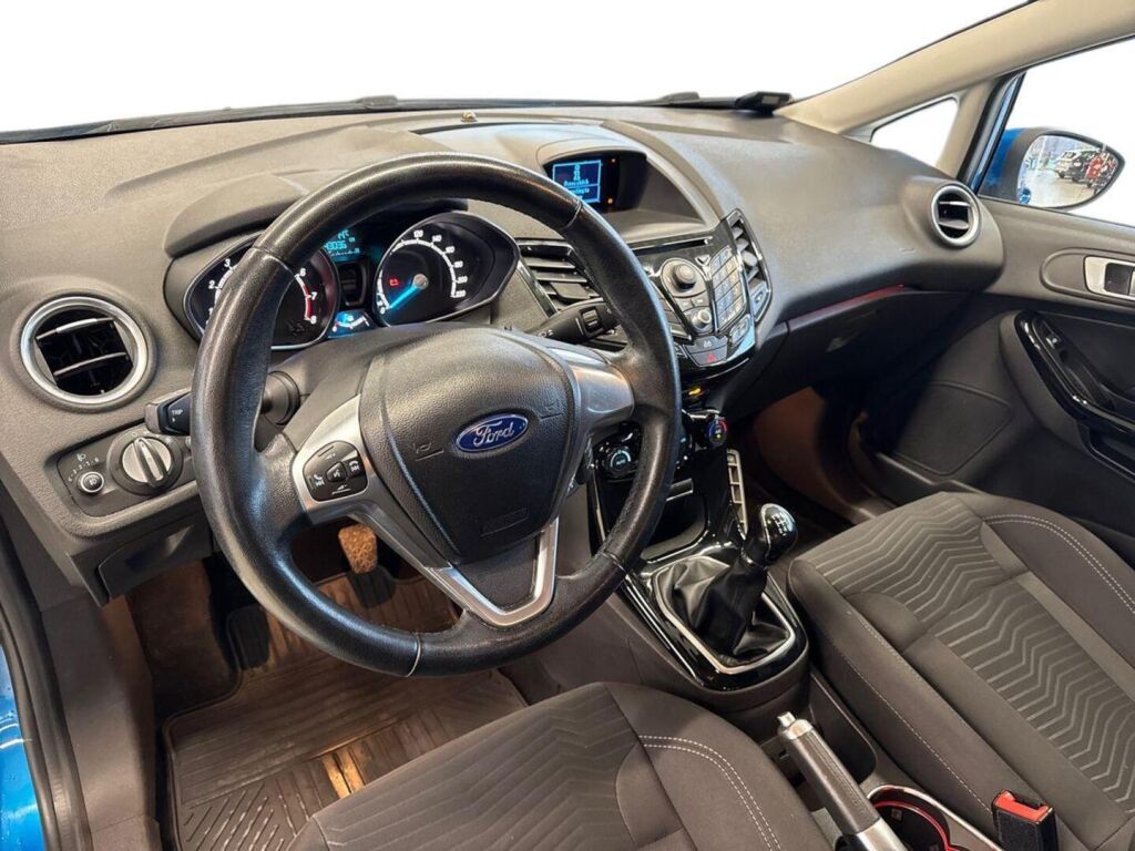 Ford Fiesta 2013 Sininen