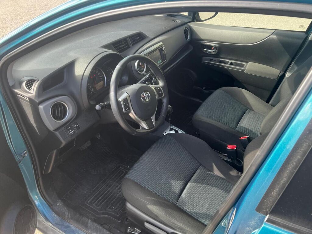 Toyota Yaris 2013 Turkoosi