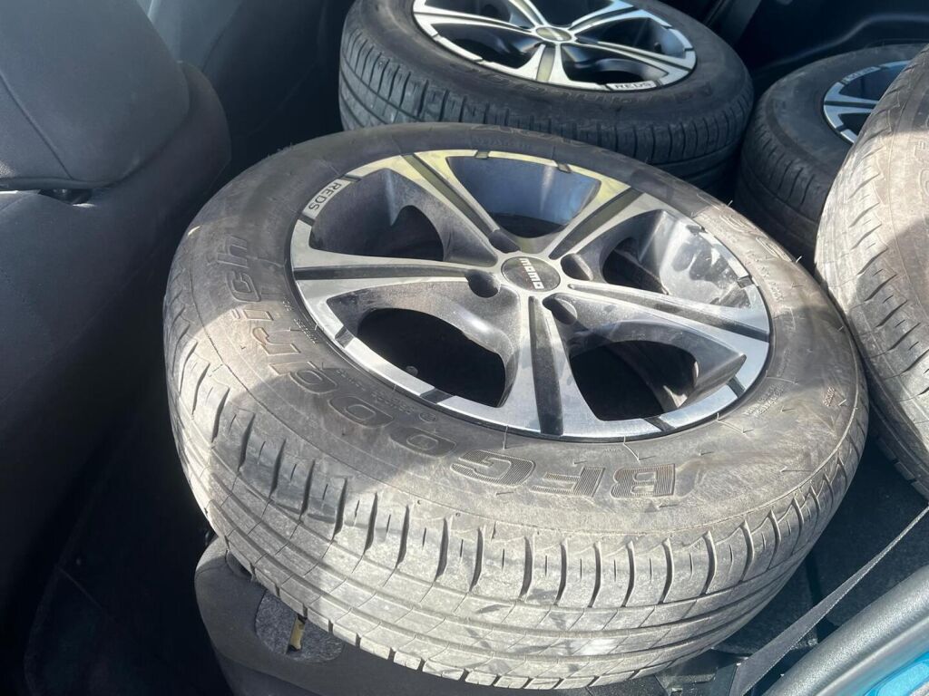 Toyota Yaris 2013 Turkoosi