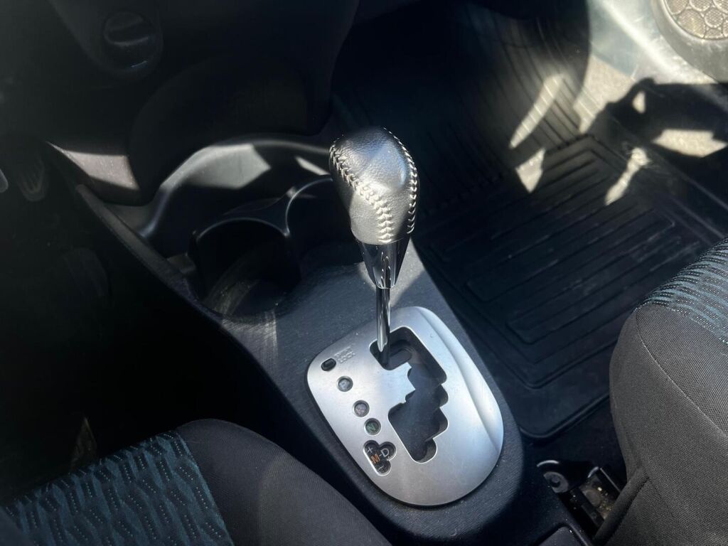 Toyota Yaris 2013 Turkoosi