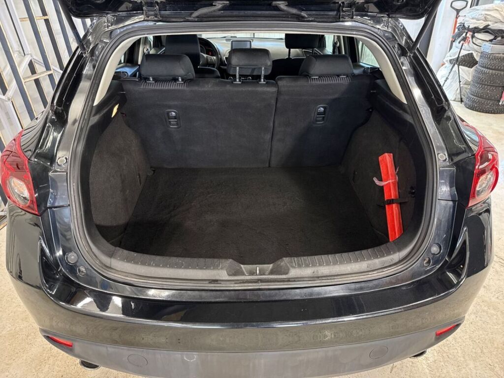 Mazda Mazda3 2015 Musta