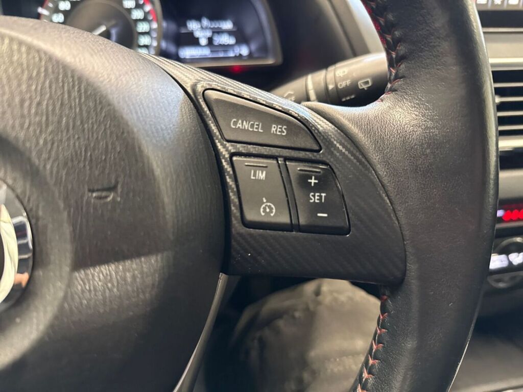 Mazda Mazda3 2015 Musta