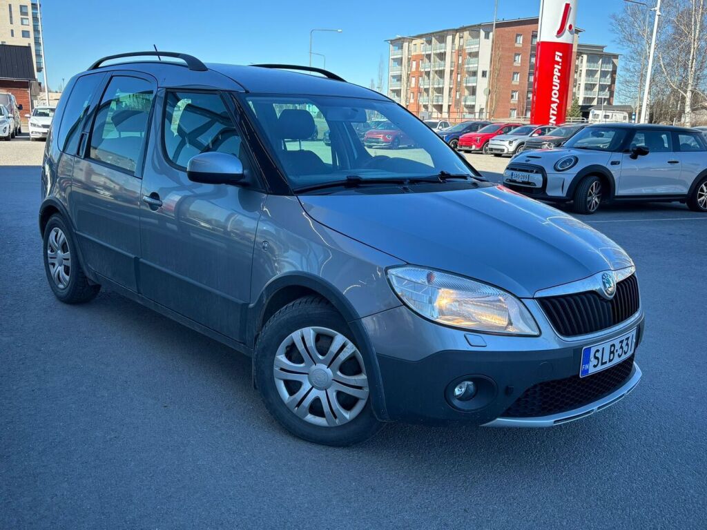 Skoda Roomster 2013 Hopea