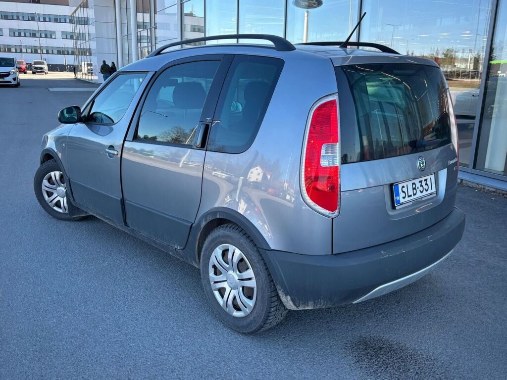 Skoda Roomster 2013 Hopea