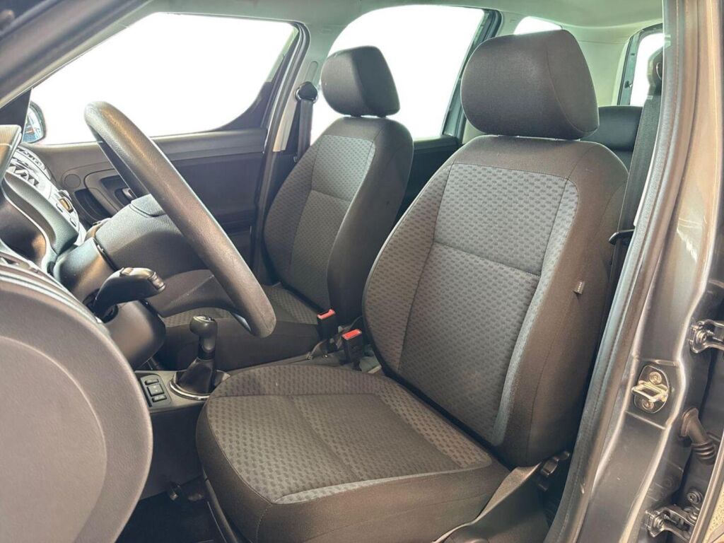 Skoda Roomster 2013 Hopea